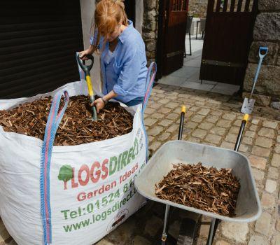Bark Mulch - What is it and how to use it in your garden.